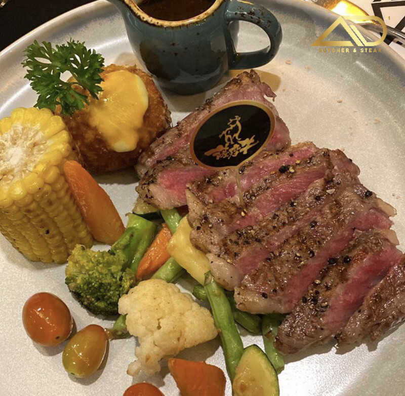 200g Japanese Satsuma Wagyu A5 MB12 Sirloin 200g Japanese Satsuma Wagyu A5 MB12 Sirloin