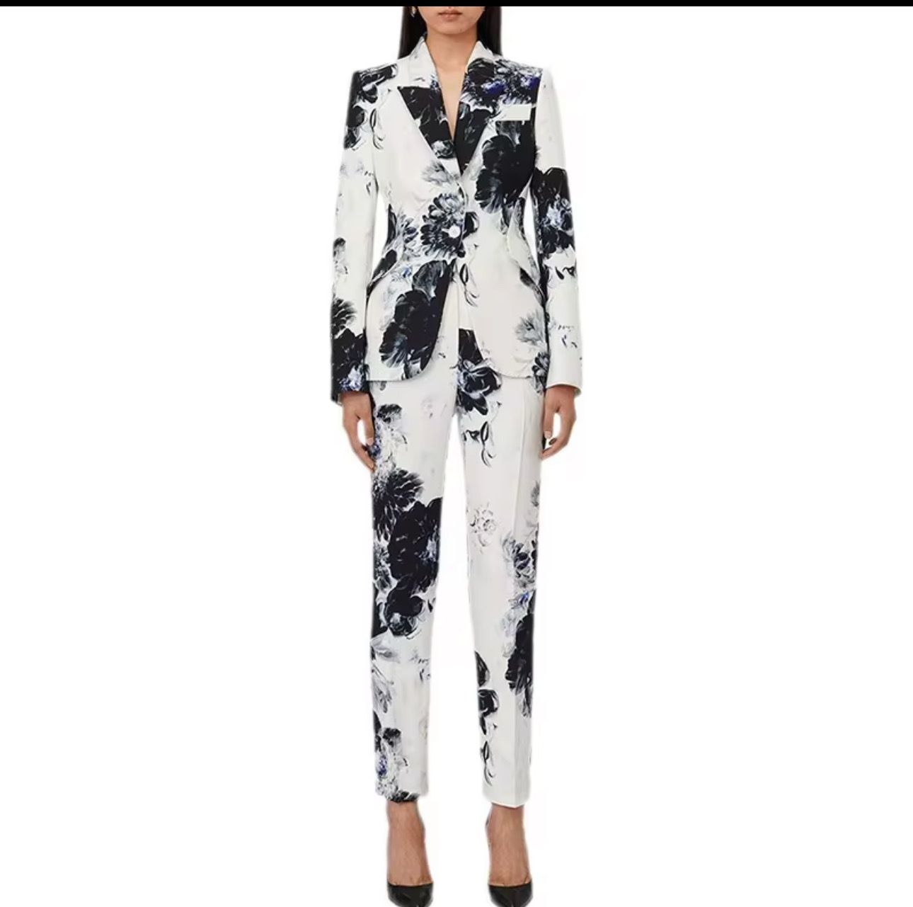 Pants Suit