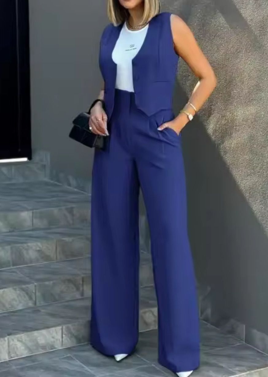 Pants Suit