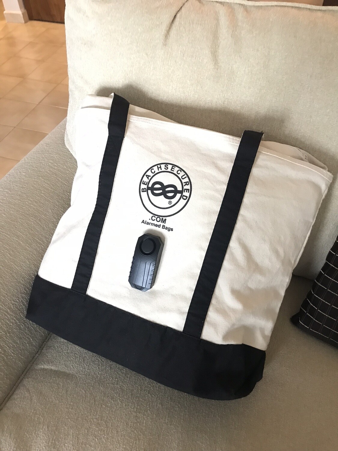 waterproof beach bag for valuables
