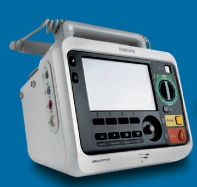 Efficia DFM100 defibrillator/monitor-Philips