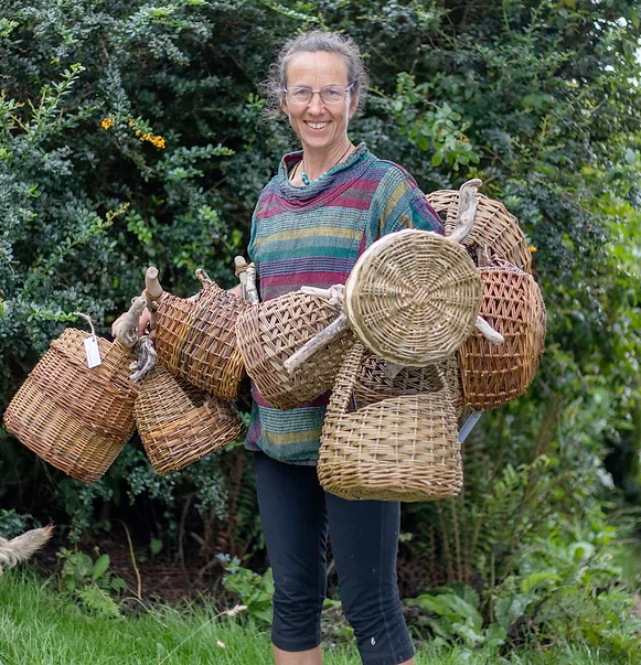 Weave a willow foraging basket with Jo Porter – 7 November 2025