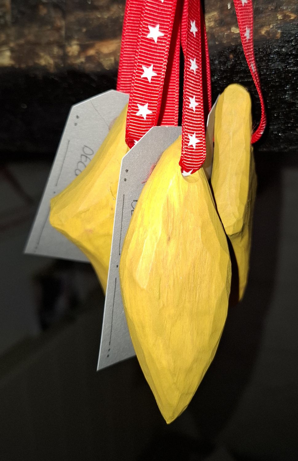 Christmas decoration carving with Neil Friday 5th Dec 10:30 - 3:00 Christmas decoration carving with Neil Friday 5th Dec 10:30 - 3:00