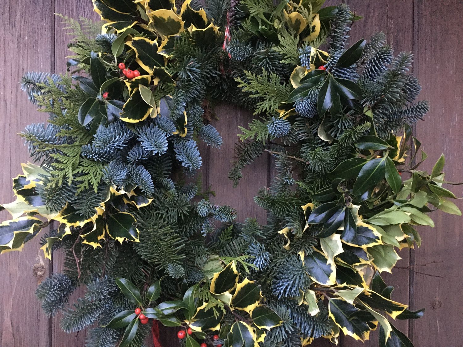 Luxury Wreath Making at Gwanas Fawr; with mulled wine and festive refreshments 13th Dec