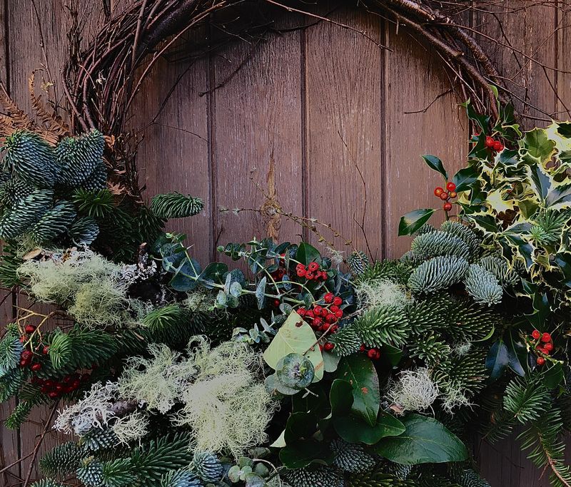 Festive Wreath Making Sunday 29 November 10-12 Festive Wreath Making Sunday 29 November 10-12