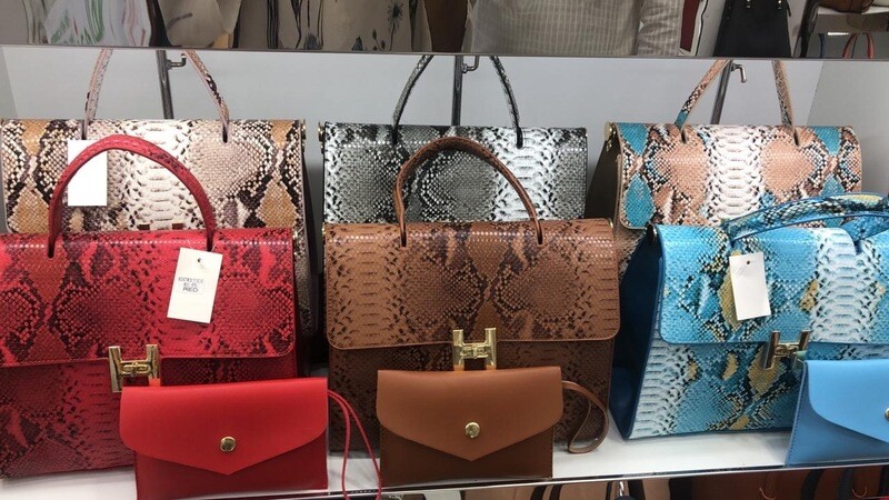 Animal Prints Handbags With Purses