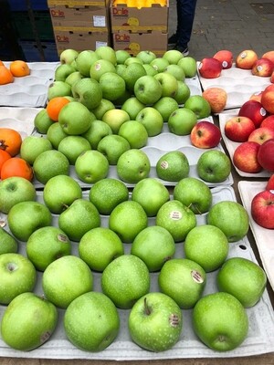 Granny Smith Apples 7 for €2