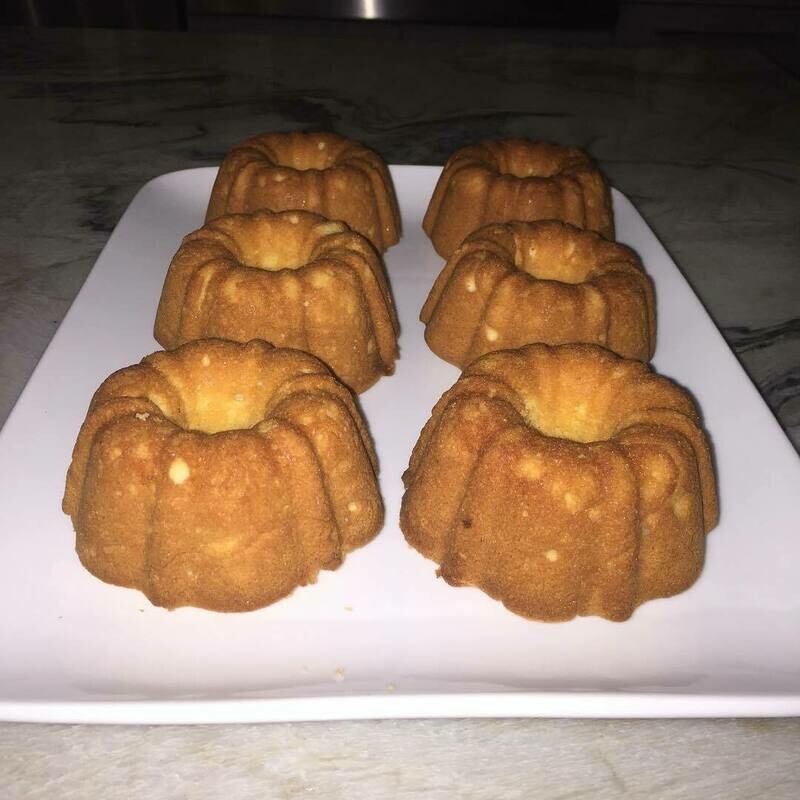 Mini Vanilla Bundt Cake