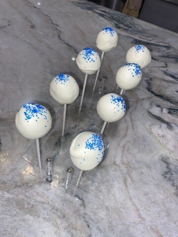 Red Velvet Cake Pop