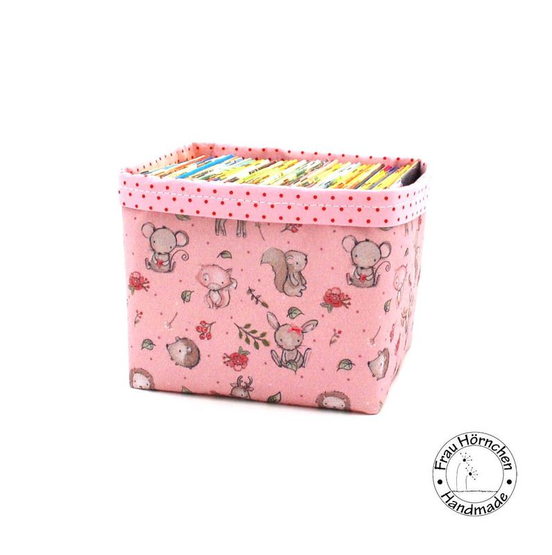 Niedliche Waldtiere auf pink Niedliche Waldtiere auf pink