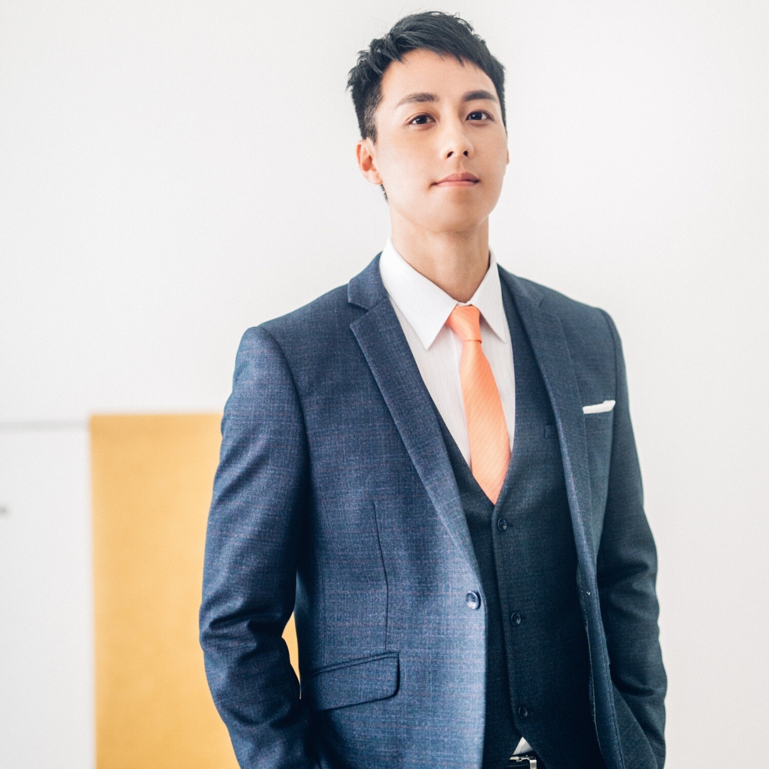 深藍色商務西裝套裝