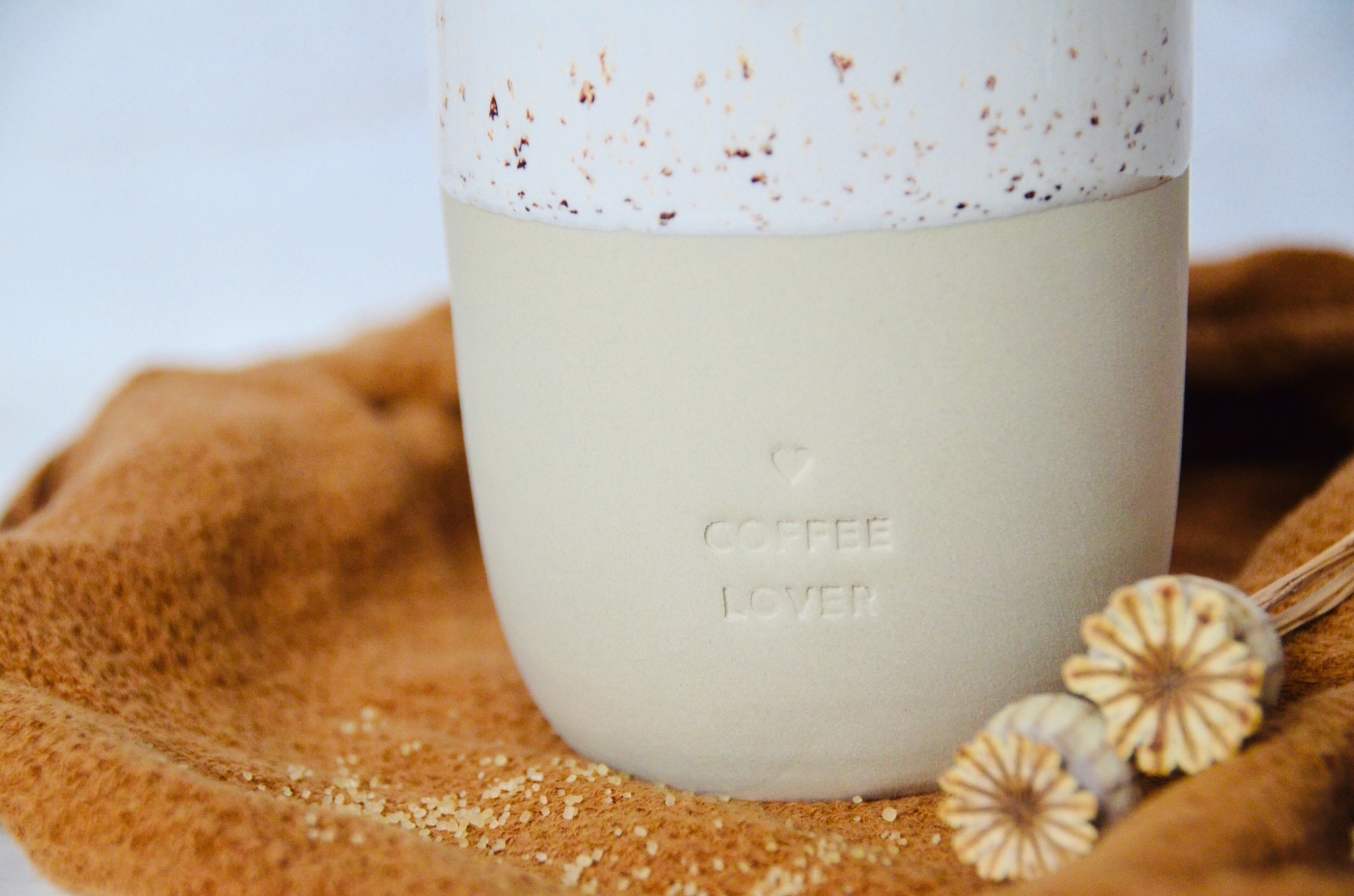 Becher Steingut „Coffee Lover“