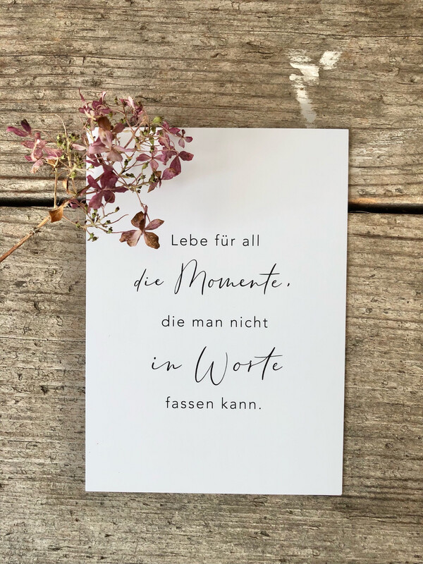 Postkarte „Momente, die man nicht in Worte fassen kann…“