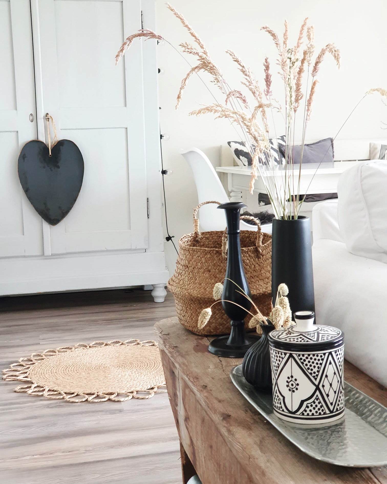 Keramikdose “Marokko” in Schwarz- Weiss