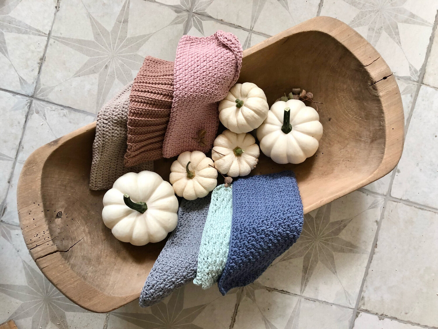 Gehäkelte, nachhaltige Spültücher in verschiedenen Farben