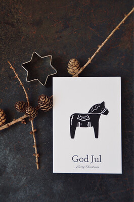 CaféLädchen Postkarte Weihnachten “God Jul” mit Dalapferd