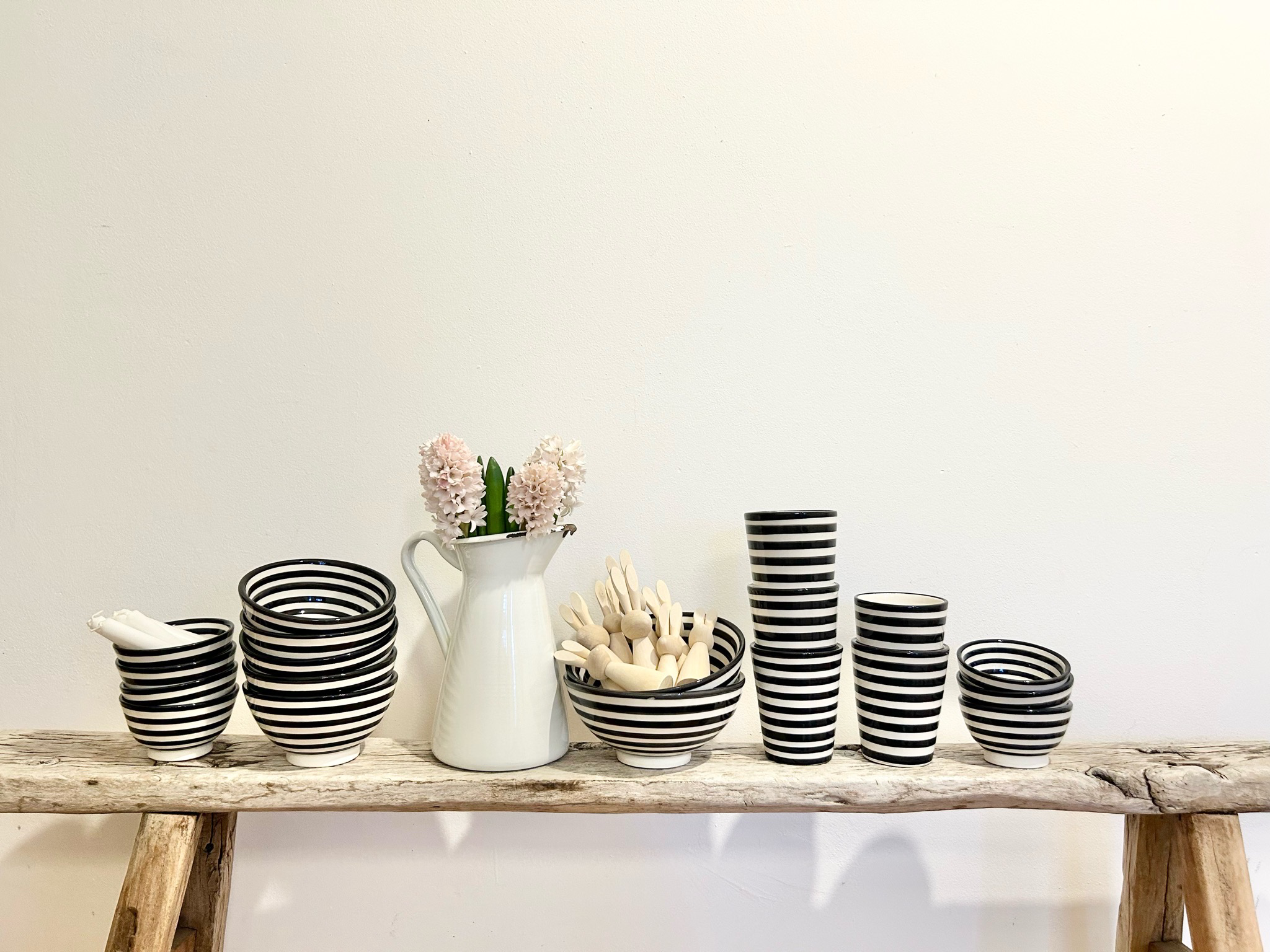 Handgemachte Keramikbecher “Streifen”