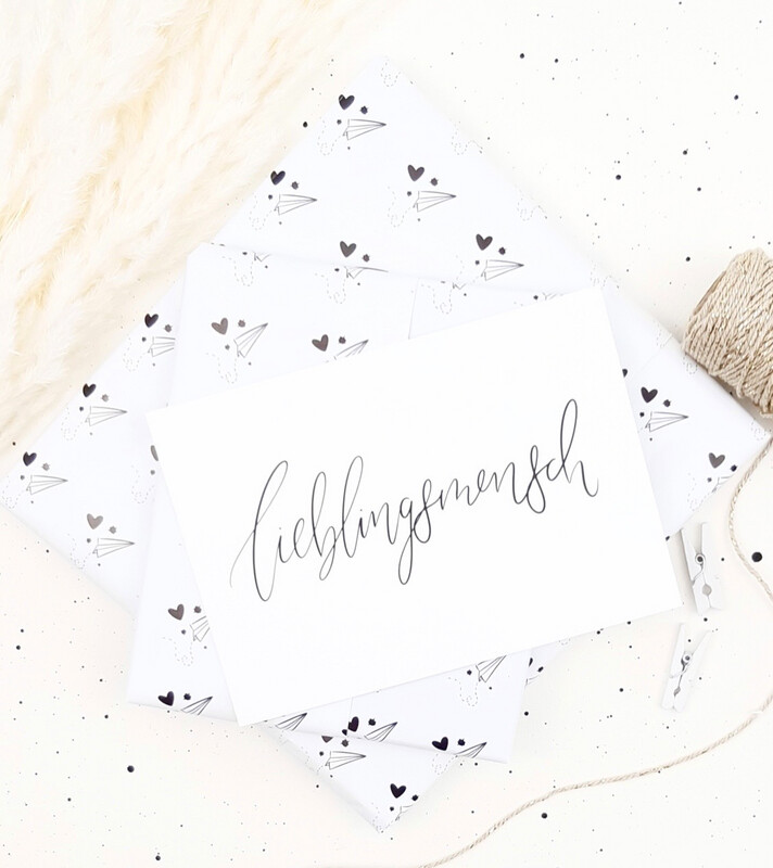 Geschenkpapierbogen “Papierflieger” Geschenkpapierbogen “Papierflieger”
