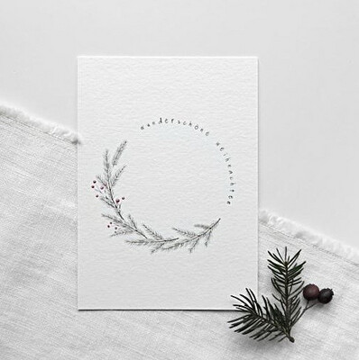 Postkarte in zartem Kranzdesign “Wunderschöne Weihnachten”
