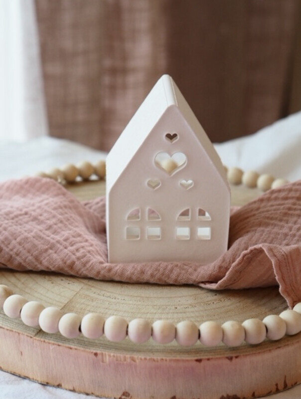 Kerzenhäuschen aus Raysin Kerzenhäuschen aus Raysin