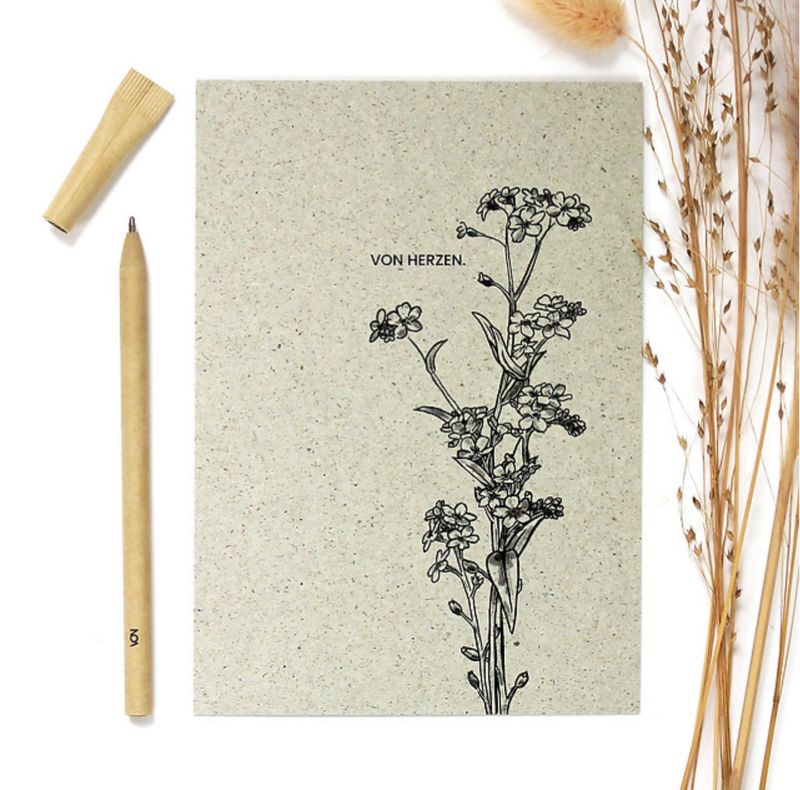 Grusskarte Postkarte Vergissmeinnicht „Von Herzen“ aus Graspapier Grusskarte Postkarte Vergissmeinnicht „Von Herzen“ aus Graspapier