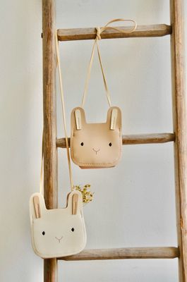 Umhängetäschlein „Häschen“ in weiss und beige