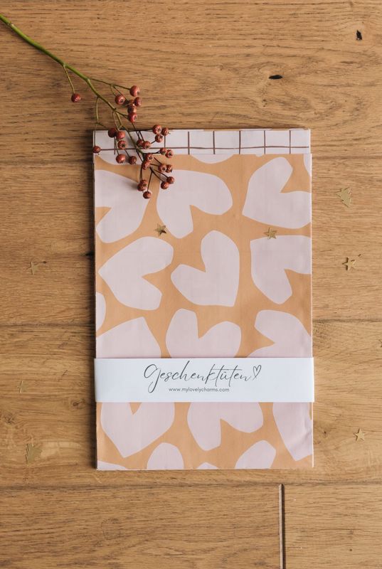 Geschenktüten 10 Stück, verschiedene Designs Geschenktüten 10 Stück, verschiedene Designs