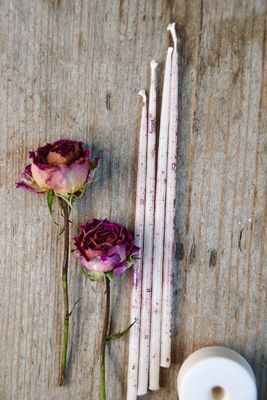 Roségold schmale, lange Kerzen Maxi, handgemacht aus Bienenwachs, einzeln Roségold schmale, lange Kerzen Maxi, handgemacht aus Bienenwachs, einzeln