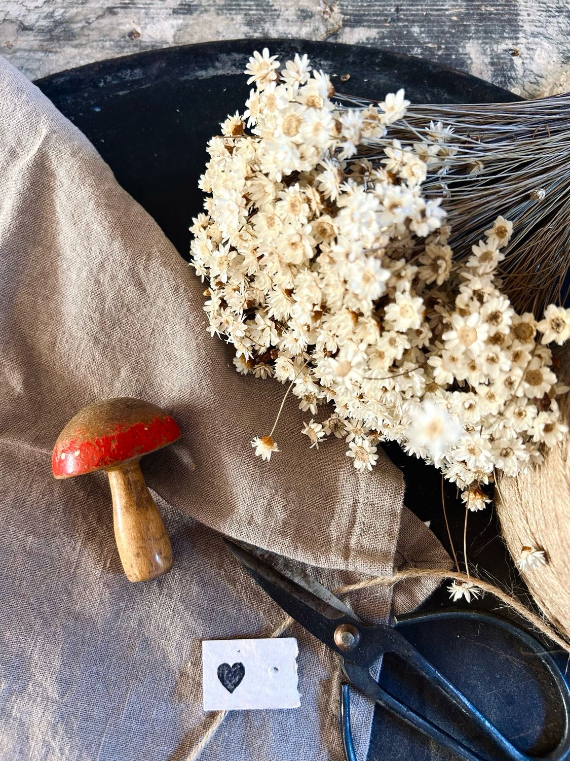 Alter Vintage Holzpilz „Kleiner Fliegenpilz“ Glückspilz