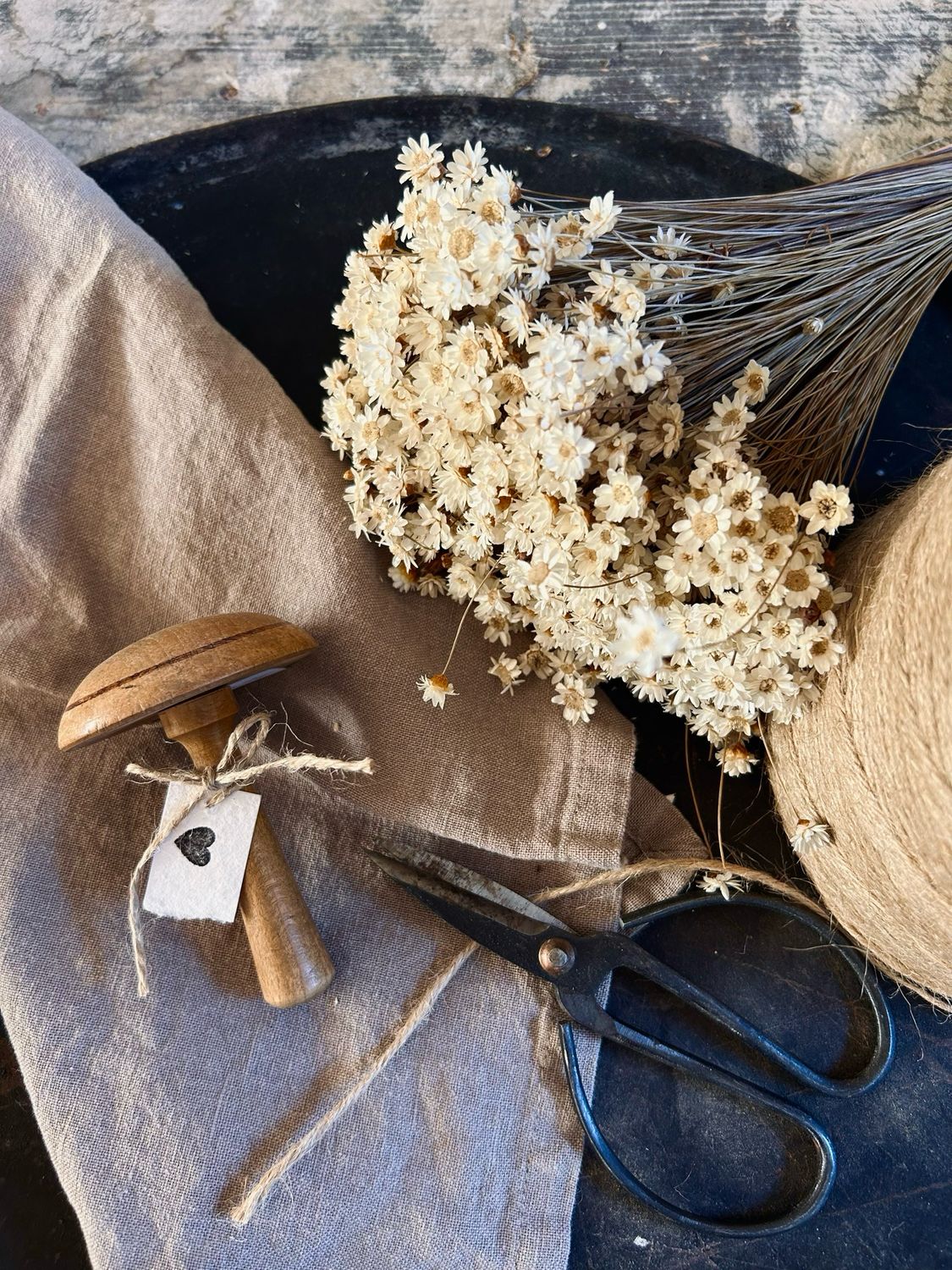 Alter Vintage Holzpilz „Pilz mit Rand“ Glückspilz