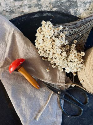 Alter Vintage Holzpilz handbemalt „Fliegenpilz 3“ Glückspilz