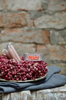 „Peace“ gewebtes Armband in Leomuster mit orange