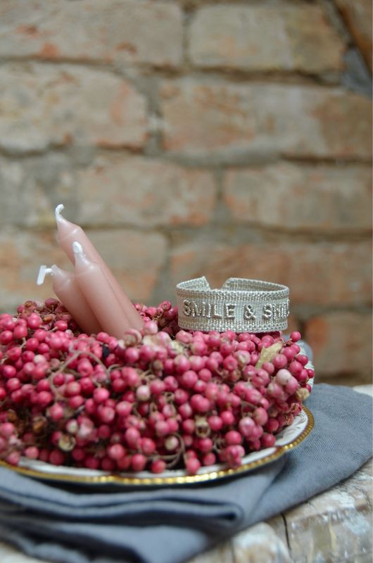 „Smile and shine“ gewebtes Armband in greige „Smile and shine“ gewebtes Armband in greige