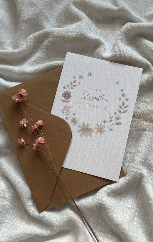 „Alles Liebe zum Geburtstag“ Aquarell Postkarte oder Klappkarte mit Umschlag, Blumenkranz handgezeichnet „Alles Liebe zum Geburtstag“ Aquarell Postkarte oder Klappkarte mit Umschlag, Blumenkranz handgezeichnet
