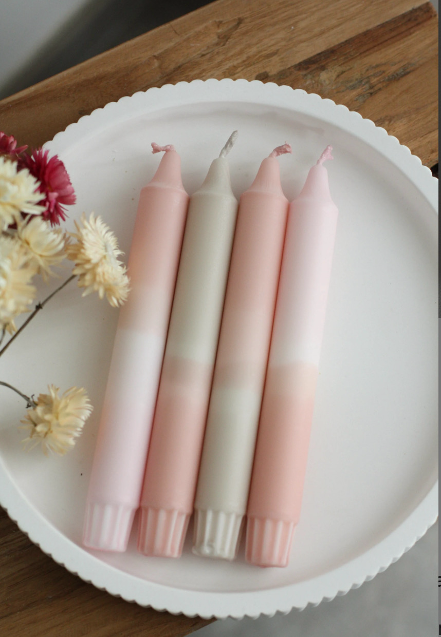 Handgetauchtes 4er Stabkerzenset „Pastellliebe“