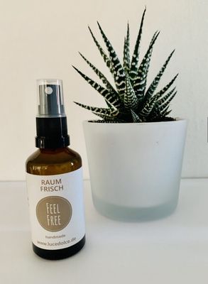 Aromaspray Raumduft „FEEL FREE“ aus naturreinen ätherischen Ölen in Bioqualität, 50ml