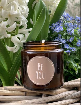 Aromakerze „BE YOU“ aus naturreinen ätherischen Bioölen und Sojawachs handgefertigt, zwei Grössen