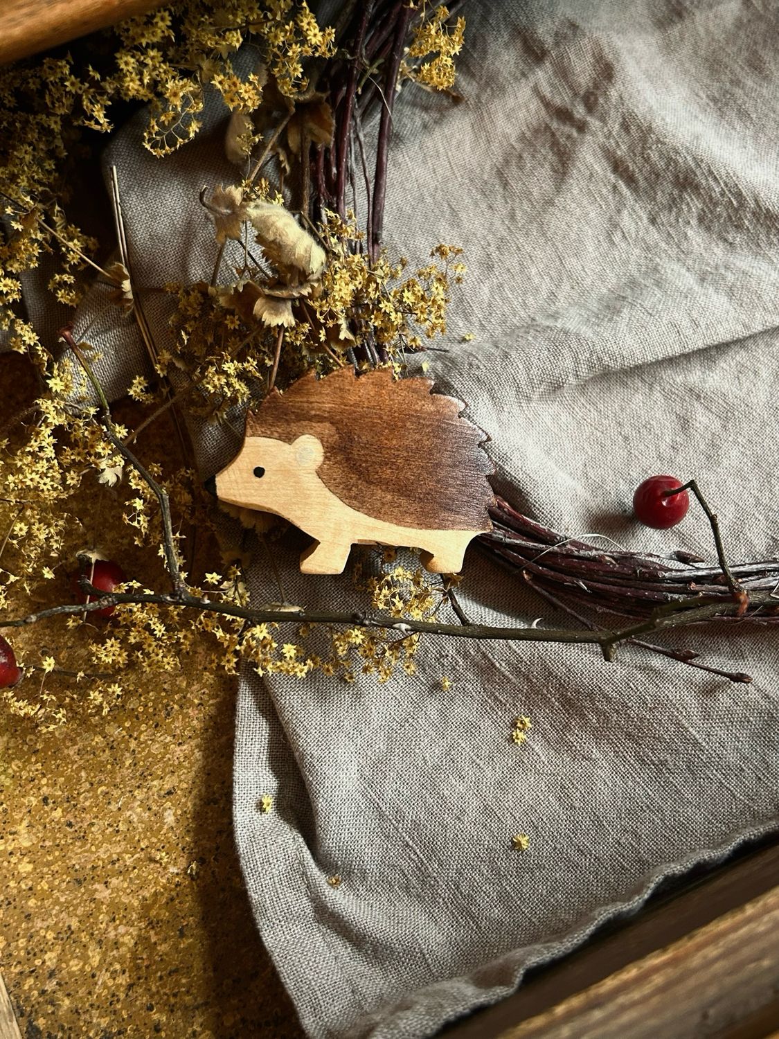 Handgemachtes Holztier „Igel“ aus dem Allgäu