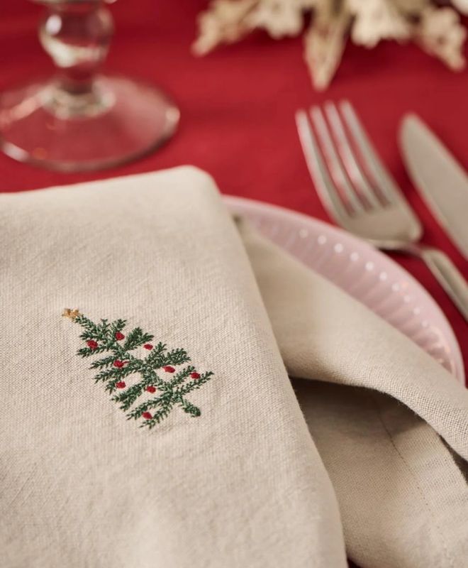 Stoffserviette „Tradition“ mit Tannenbaum von Ib Laursen