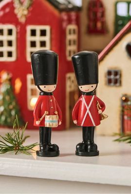 Kleine dänische Gardisten mot Trommel und Trompete, im 2er Set von Ib Laursen Kleine dänische Gardisten mot Trommel und Trompete, im 2er Set von Ib Laursen