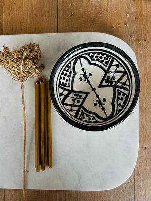 Kleines handgemachtes Schälchen „Tara“, Muster schwarz in 10cm Kleines handgemachtes Schälchen „Tara“, Muster schwarz in 10cm