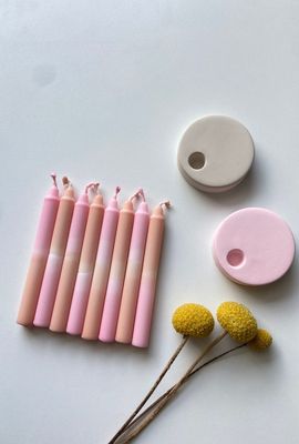 Handgetauchte rosa Geburtstagskerzen Dip Dye, einzeln Handgetauchte rosa Geburtstagskerzen Dip Dye, einzeln