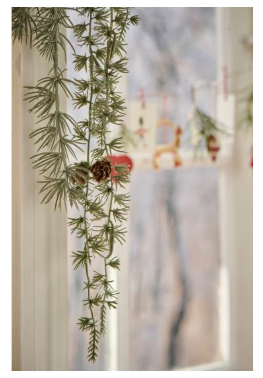 Künstliche Zederngirlande mit Zapfen von Ib Laursen, 1,80m Länge