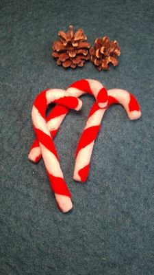 Handgefilzte Zuckerstange