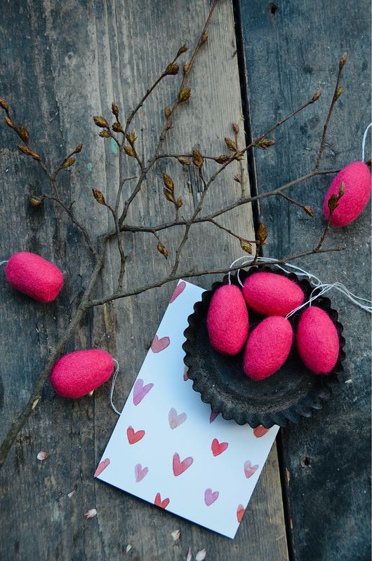 Ostereier aus Filz zum Aufhängen, in pink Ostereier aus Filz zum Aufhängen, in pink