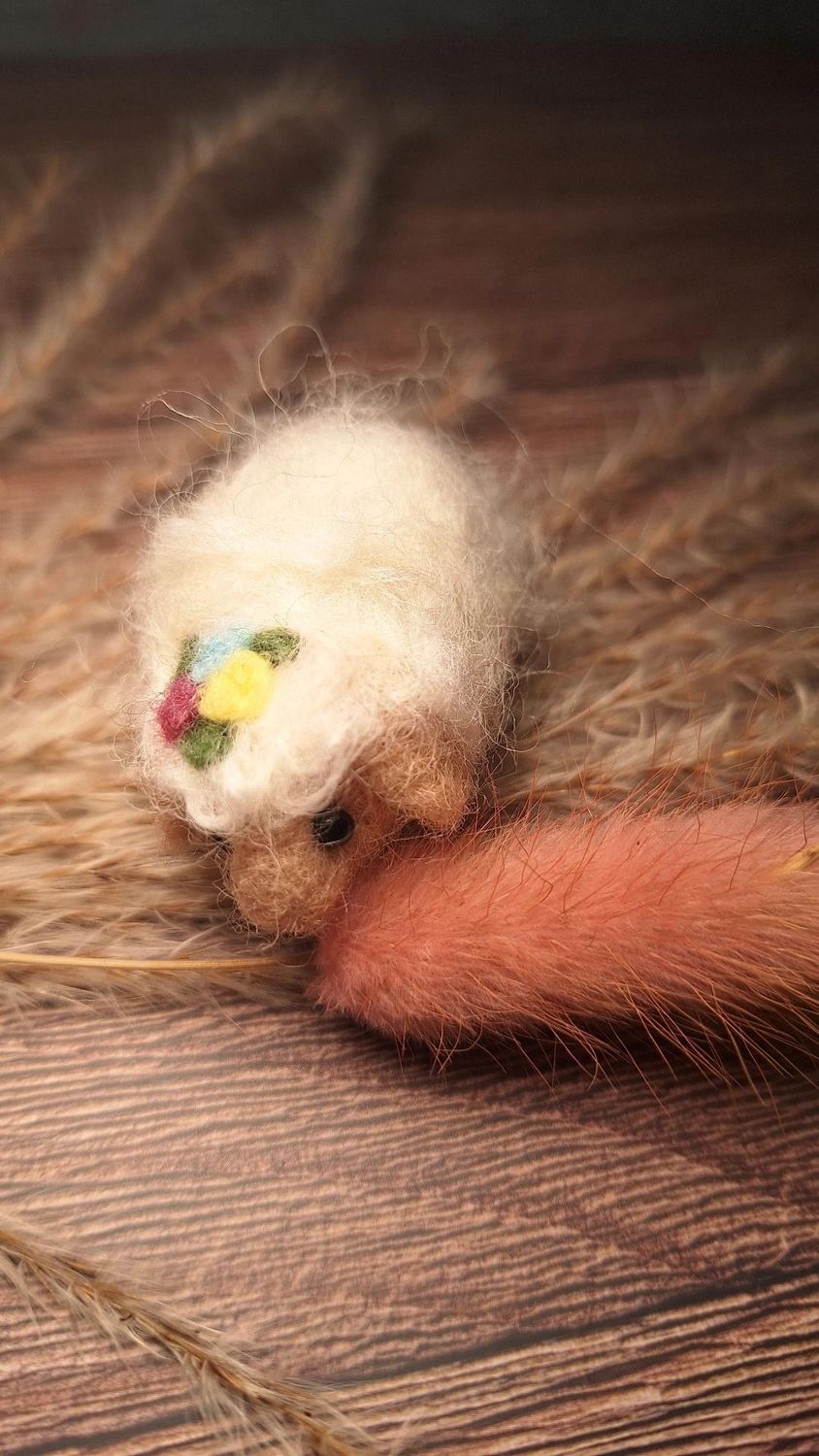 Handgefilztes Schäfchen