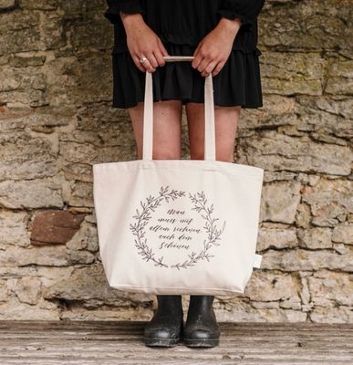 “Man muss mit allem rechnen…” grosse Stofftasche von Frollein Lücke “Man muss mit allem rechnen…” grosse Stofftasche von Frollein Lücke