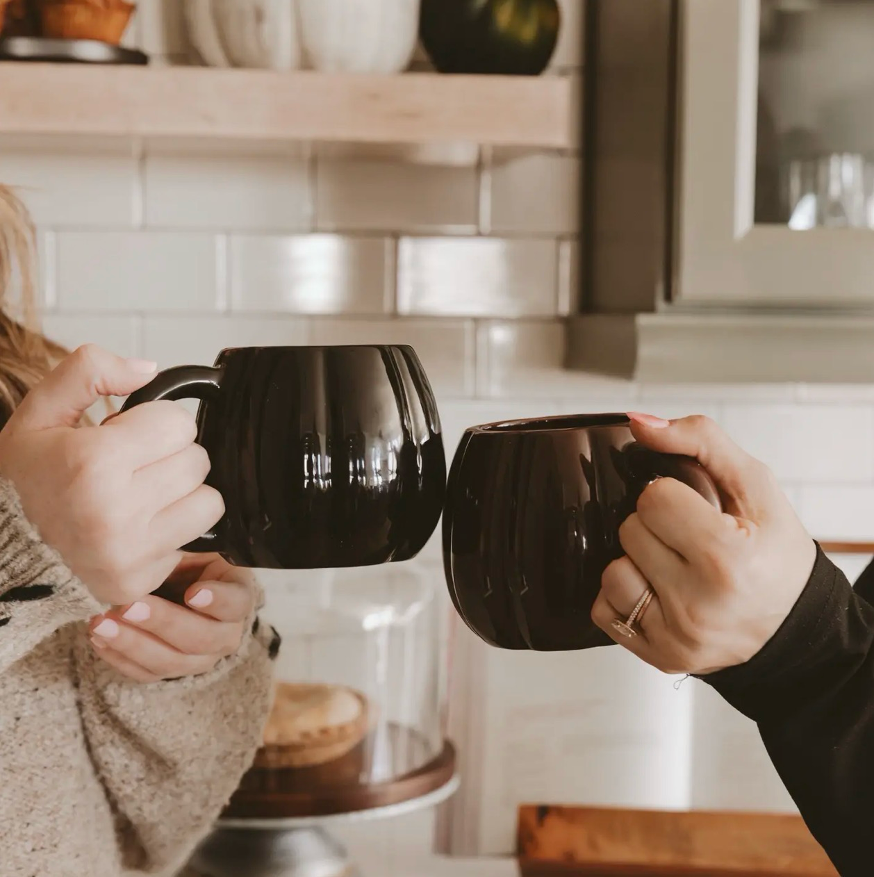 Kürbistasse in schwarz, aus USA