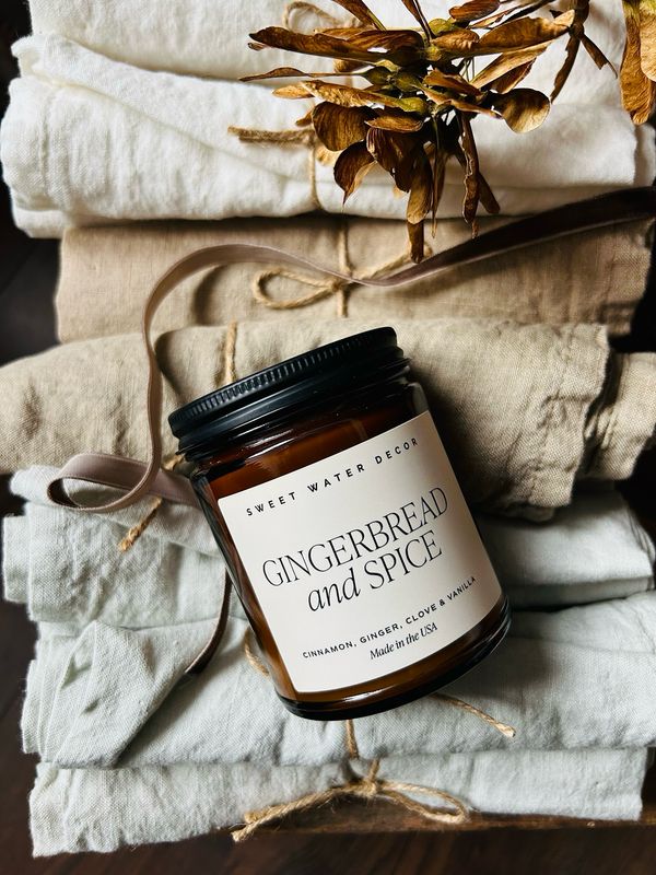 Duftkerze “Gingerbread and Spice” aus USA, im Braunglas