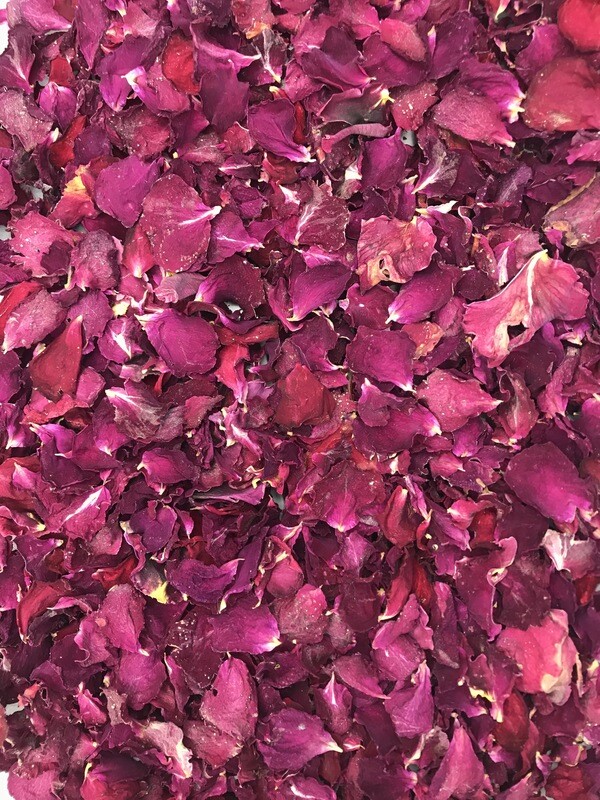 ​Petali di rosa disidratati